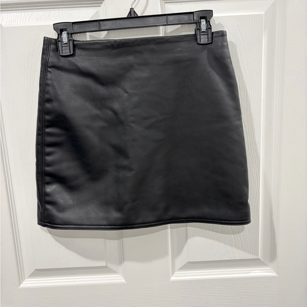 H&M Black Faux Leather Mini Skirt